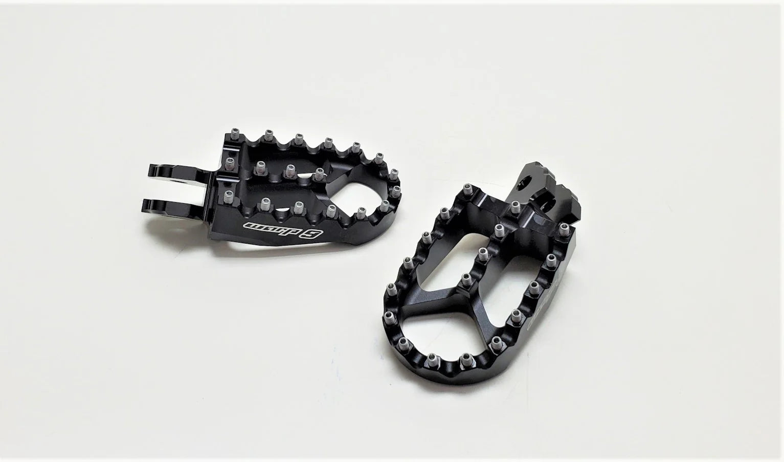 Warp9 Talaria / Sigma Foot Pegs